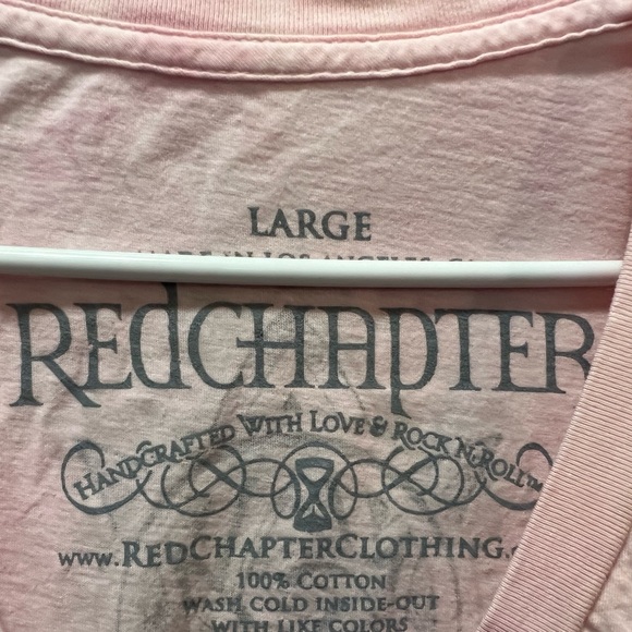 Red Chapter Women’s Faith/Hope pink v neck - Picture 3 of 4